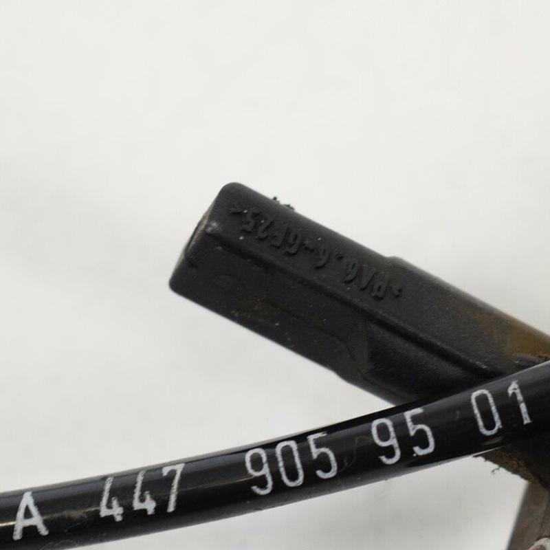 Right Rear ABS Wheel Speed Sensor for Mercedes V220d W447