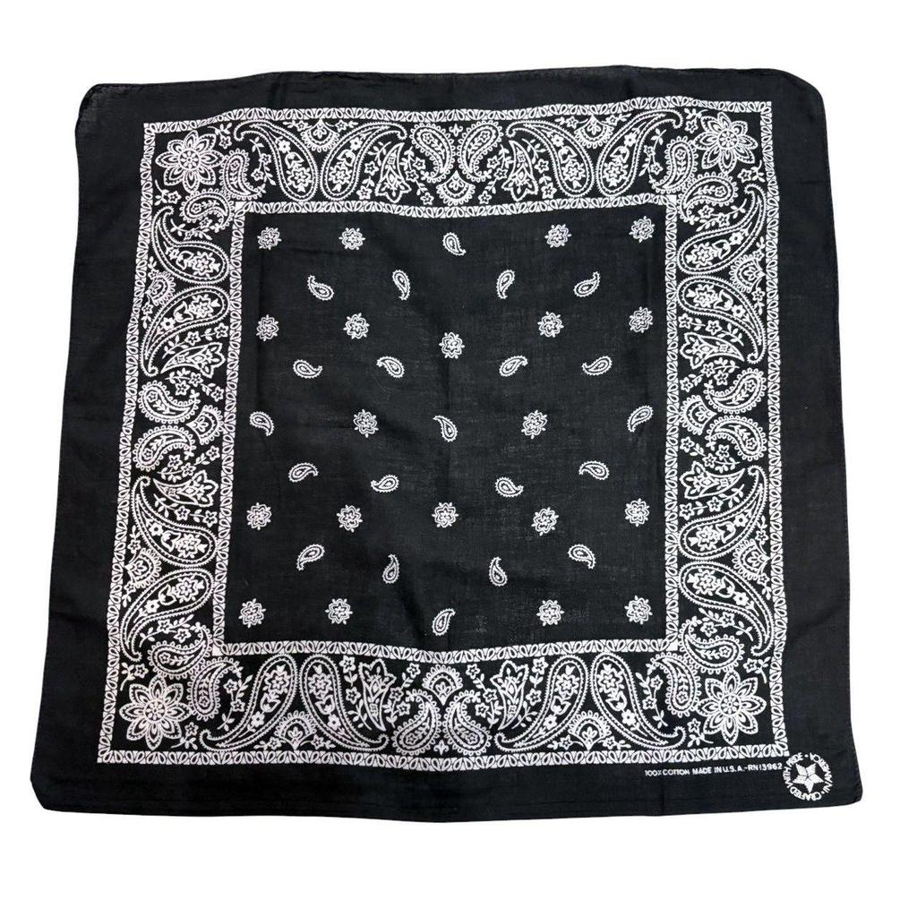 Used 80s Vintage Paisley Pattern Cotton Bandana Black RN13962 80s Vintage Made in USA Vintage American Made
