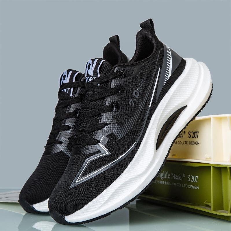 Men's Shoes New Fashion Trend Lightweight Korean Version Simple Casual Shoes Outdoor Running Comfortable Versatile Sports Shoes