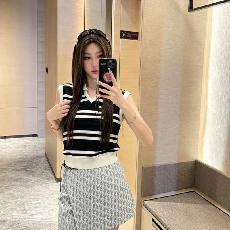 2026 European Striped Knit Lapel Vest: Chic Summer Casual Top