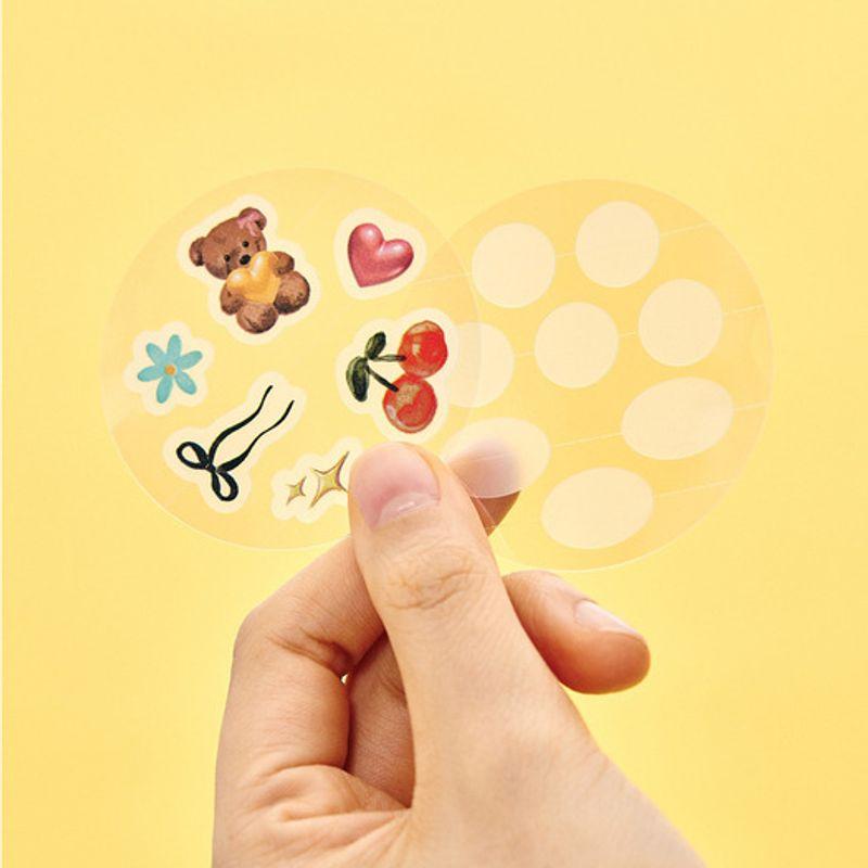 

SINSURU [Trouble Patch] Baha Iconic Spot Patch (Basic Circle + Design) Case + Spot Patch (15 round + 9 oval + 12 design)