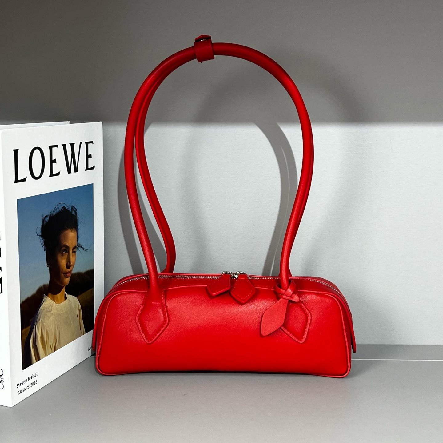 

24 новых сумки-багет из коровьей кожи с длинной ручкой в виде собаки, французская нишевая ретро-сумка через плечо из натуральной кожи для женщин 27x9x8cm красный