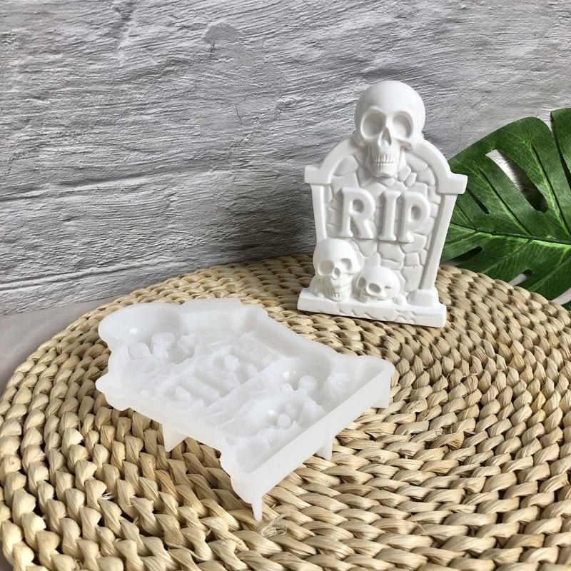 Pour Art Form for Halloween Grave Marker Displays, Quick Releases Build for Small Indoor Accent Work, Single Raised Pattern for Shelf Styling Use