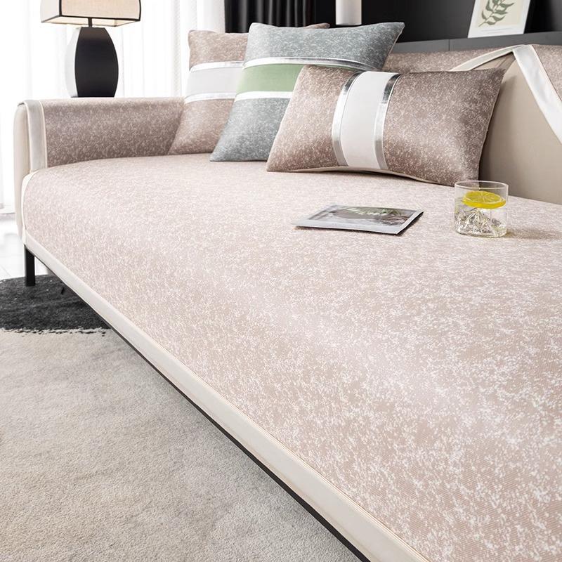 

Light Luxury High-End Ice Silk Sofa Cushion, Summer Mat, Seat Cushion, Non-Slip, Dirt-Resistant And Cool Sofa Cover, Cloth Towel 70*70cm