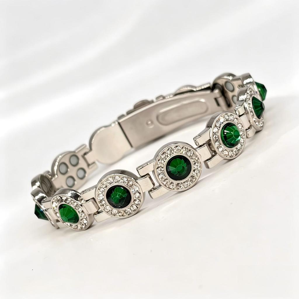 Ladies' magnetic bracelet with 4 magnets and round cut crystal, elegant jewelry accessory