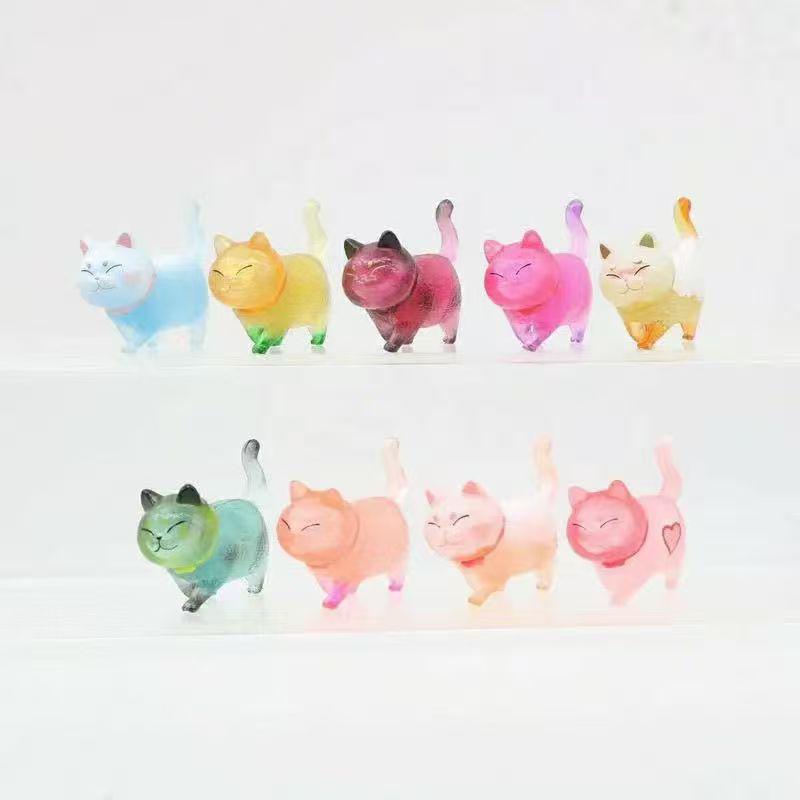 9 Stück Süße Katzen-Ornamente Set Kawaii Schreibtisch-Dekoration Für Zuhause Büro Mini-Katzenfiguren Mit Glöckchen Perfektes Geburtstagsgeschenk
