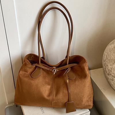 Retro and Fashionable Tote Bag, Large Capacity, Casual and Stylish Single-shoulder Bag, High Appearance Level Armpit Bag