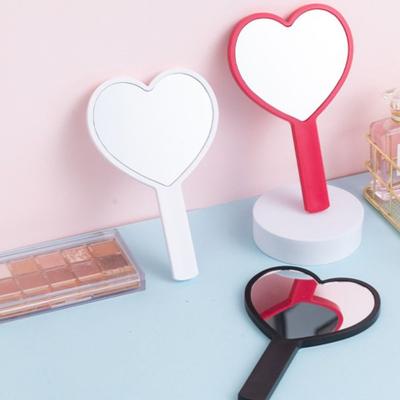 Heart-shaped Makeup Tool with Handle Handle Hand Mirror Cosmetic Mirror Handheld Makeup Mirror