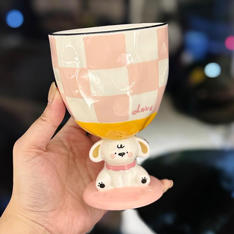 

Personalized and Creative Hand Painted Puppy Pink Ceramic Mugs Retro Polka Dot Tall Glasses Home Coffee Cups As Souvenirs . 280ml