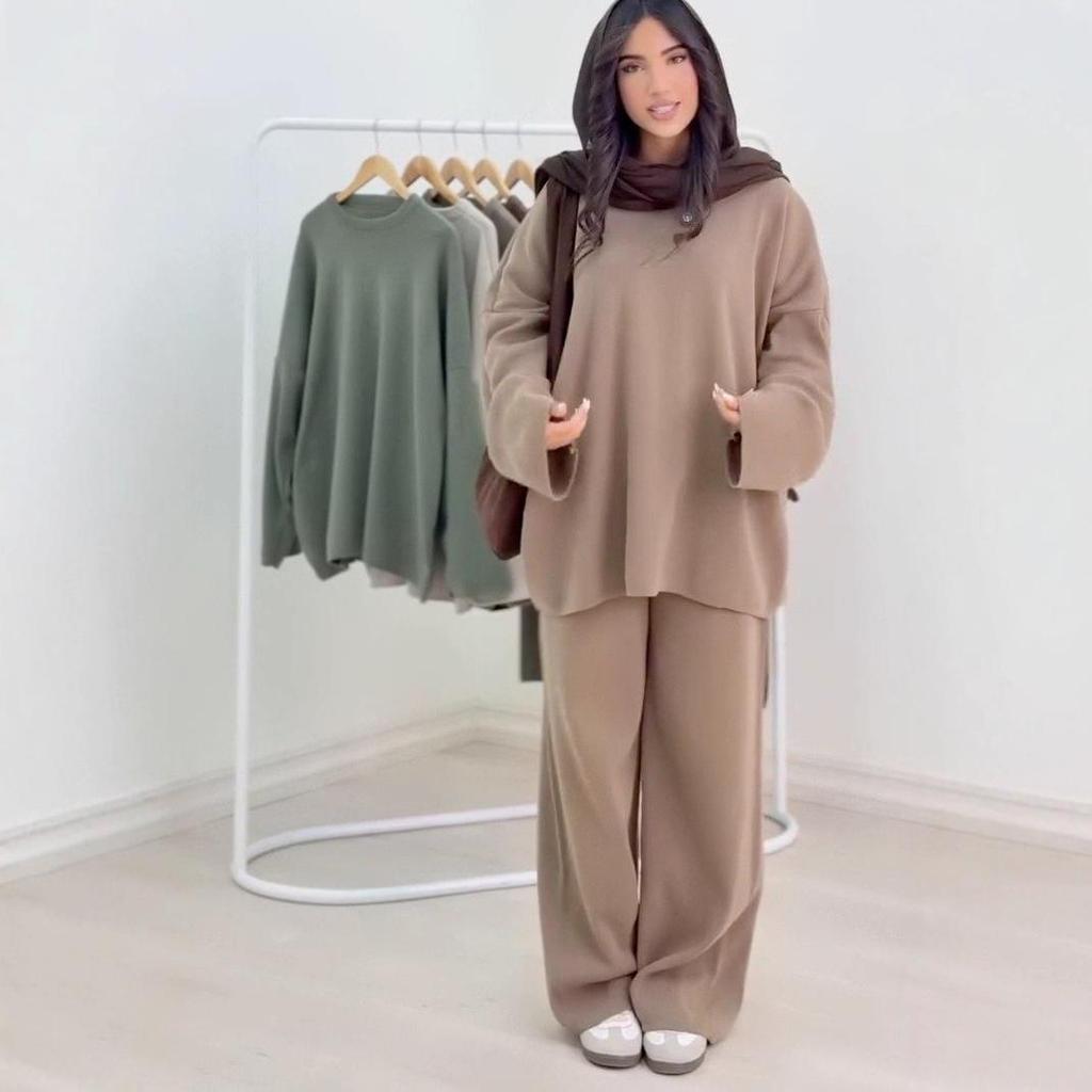 Women's Casual Commute Two-Piece: Round Neck, Long Sleeve Top with Loose Korean Style Pants - 2025 Autumn Collection