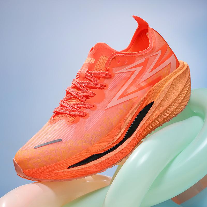New Running Shoes Men's and Women's Carbon Board Racing Training Running Shoes Couple's Breathable Shock-absorbing Fast Sports Shoes