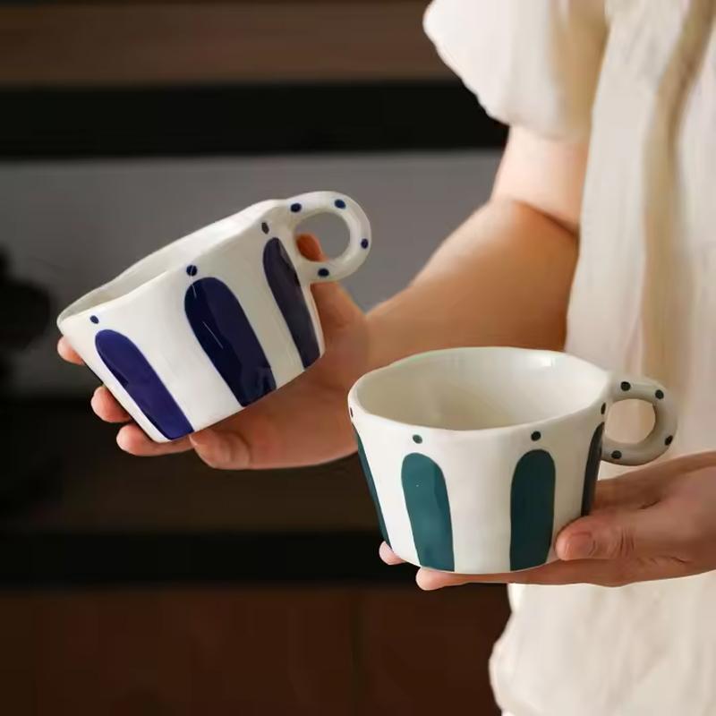 1Pc10.5Oz Scandinavian Geometric Stripesd Ceramic Mug, Exquisite Hand-Painted Round Mouth Handle Cup, Simple Stripesd Coffee Cup, Suitable for Home