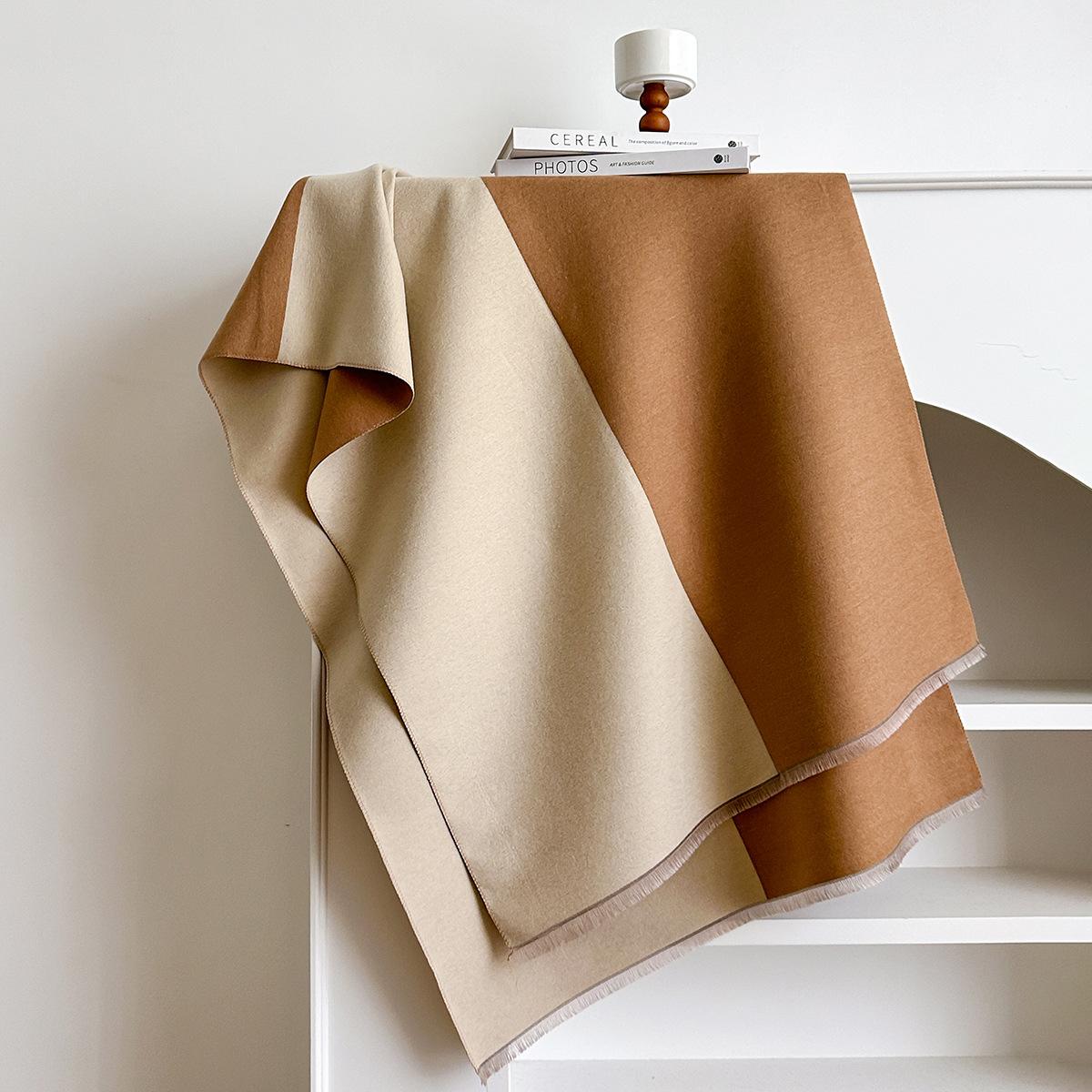 

Осенне-зимний женский шарф с бахромой в цветовой блок, женский комбинированный утолщенный шарф-шаль 185x65cm