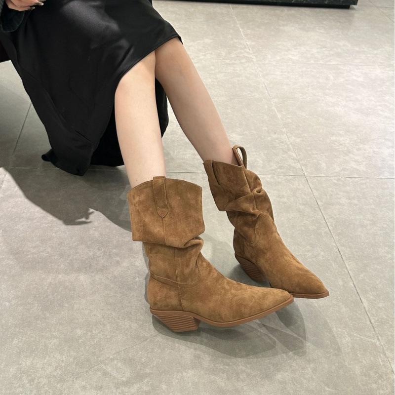 2025 autumn and winter new fashion versatile retro short boots Korean version thick heel sleeve short boots pleated Martin boots
