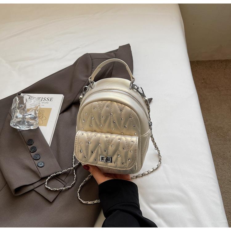 Xiaoxiangfeng Rhombus Backpack Women's 2025 New Fashion Bright Diamond Hand Bag Niche Design Multi-purpose Messenger Bag