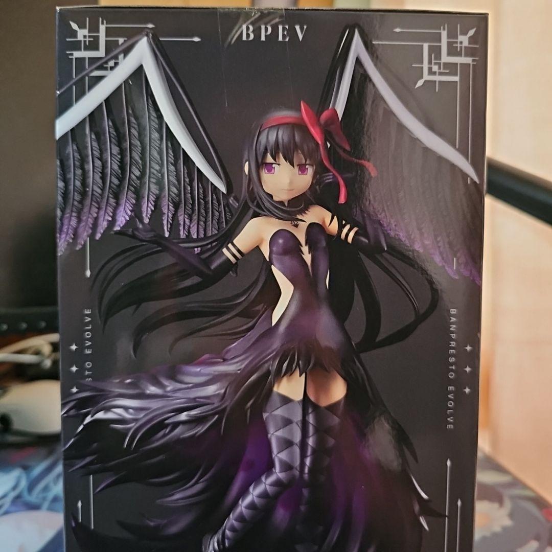 

[USED] BPEV Black Winged Figure