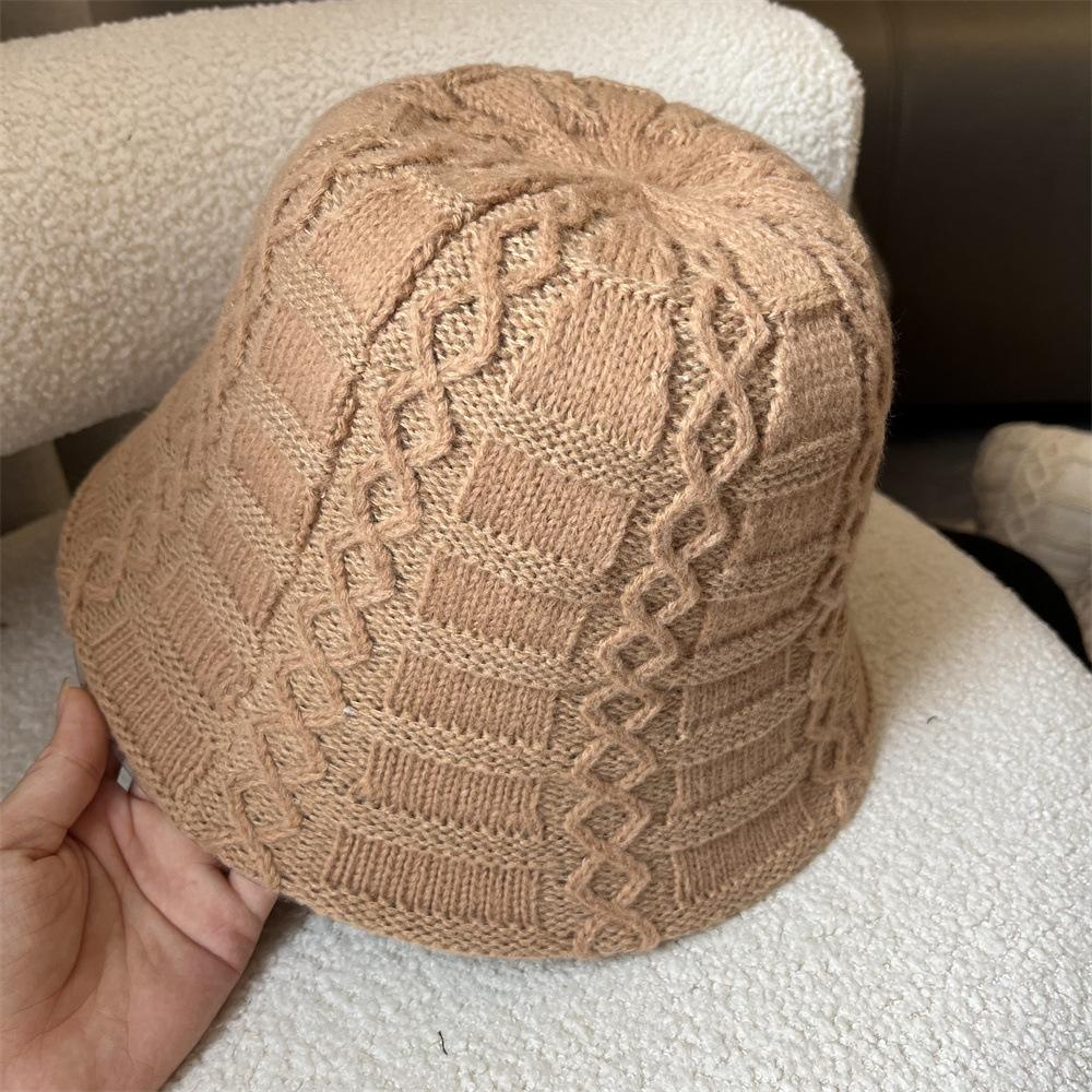 Wool hat women's autumn and winter new handmade knitted bucket hat versatile warm face small bucket hat