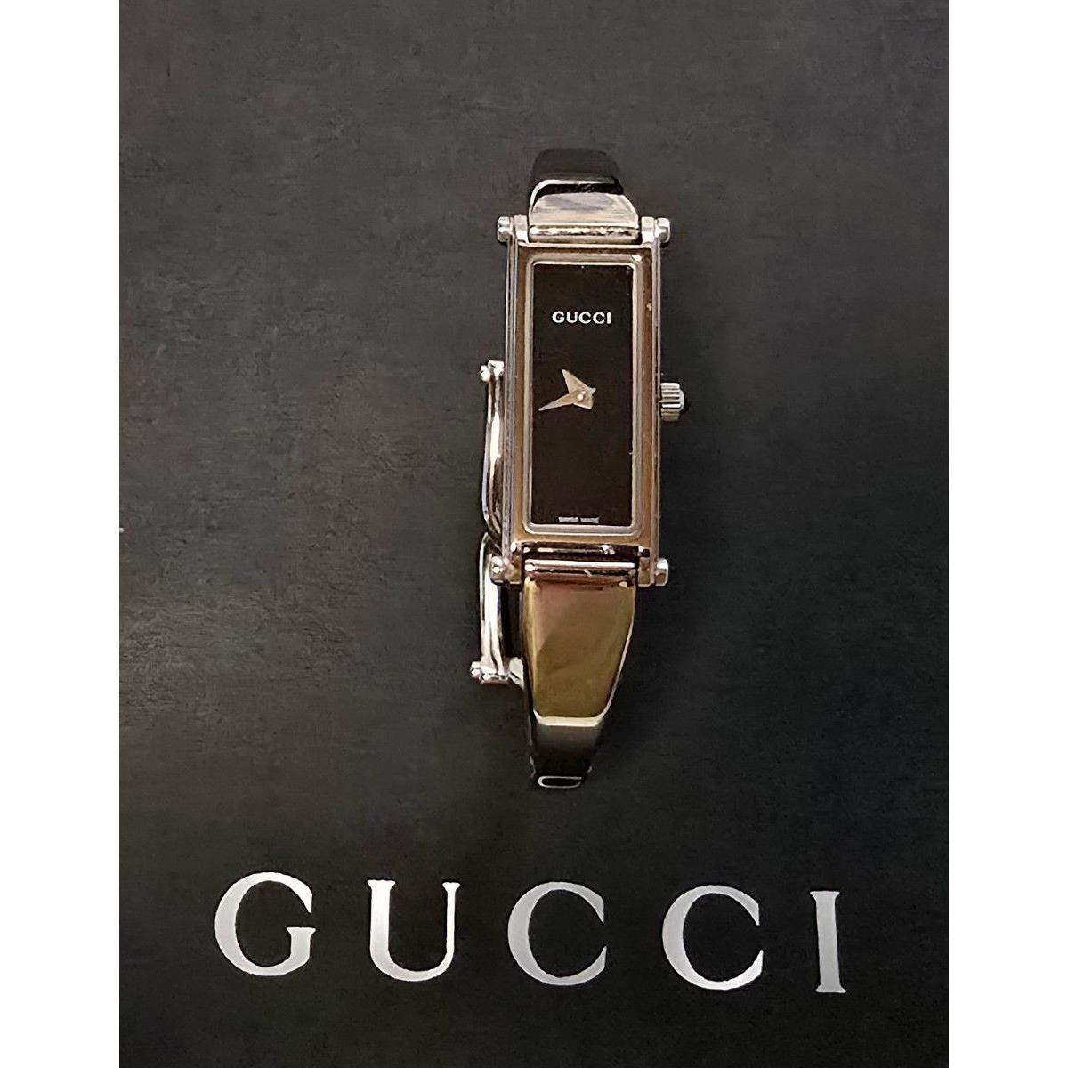 Used GUCCI 1500L ladies watch quartz black dial (operating)