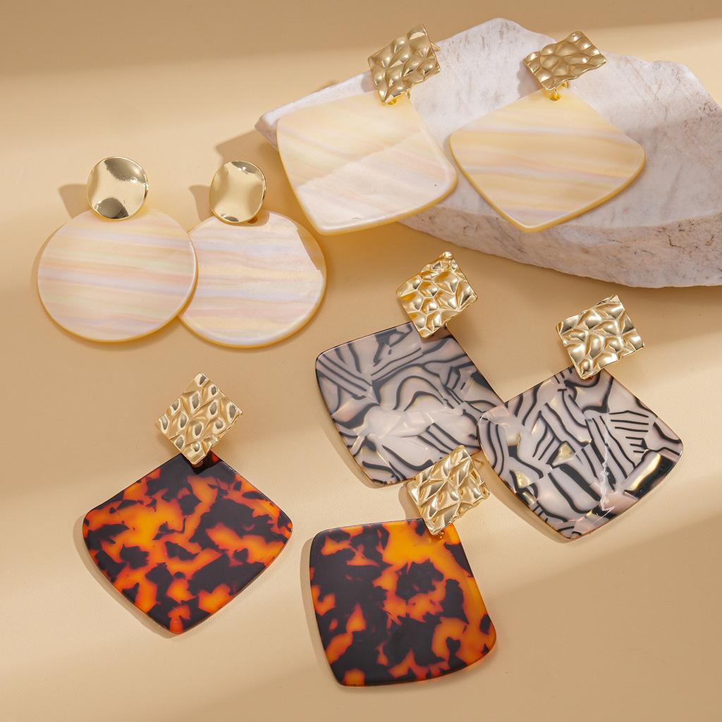 Pleated Geometric Rhombus Pattern Earrings, Simple and High-end Earrings