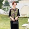 Stylish and Warm Chinese Style Sleeveless Vest with Frog Buttons and Velvet for Middle-Aged and Elderly Mothers