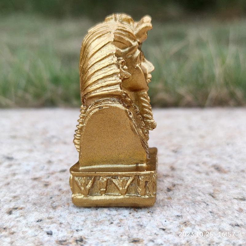 Ancient Egyptian Pharaoh Queen Tutankhamun Mummy Prop