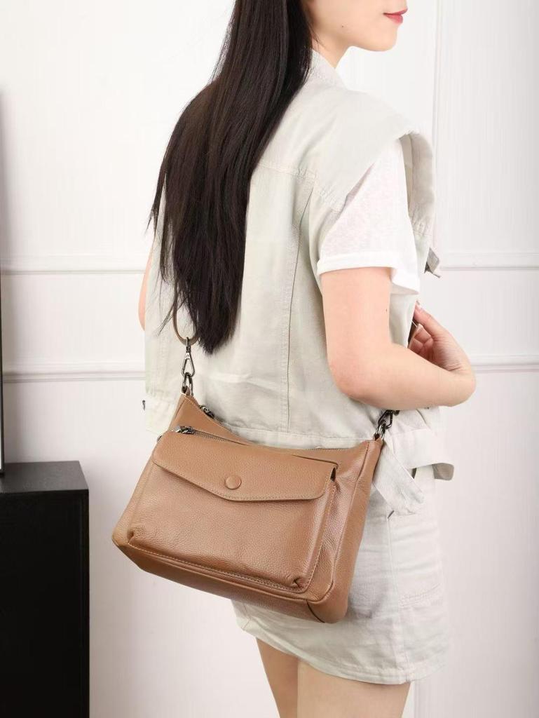 Stylish Commuter Crossbody Bag: Versatile High-End Small Square Design