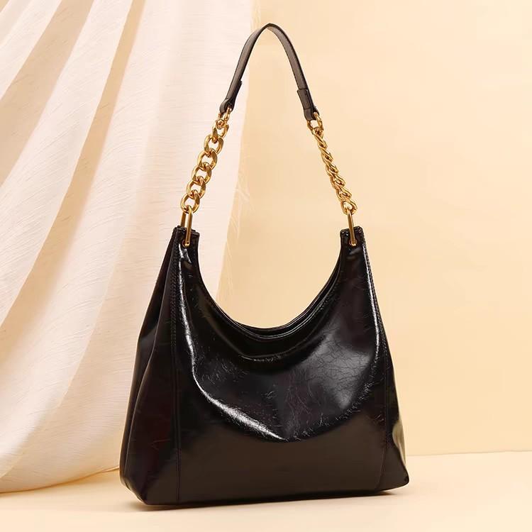 Premium Tote Bag Women's Large Capacity Commuter Underarm Shoulder Bag Soft Leather Crossbody Bag Chain Bag
