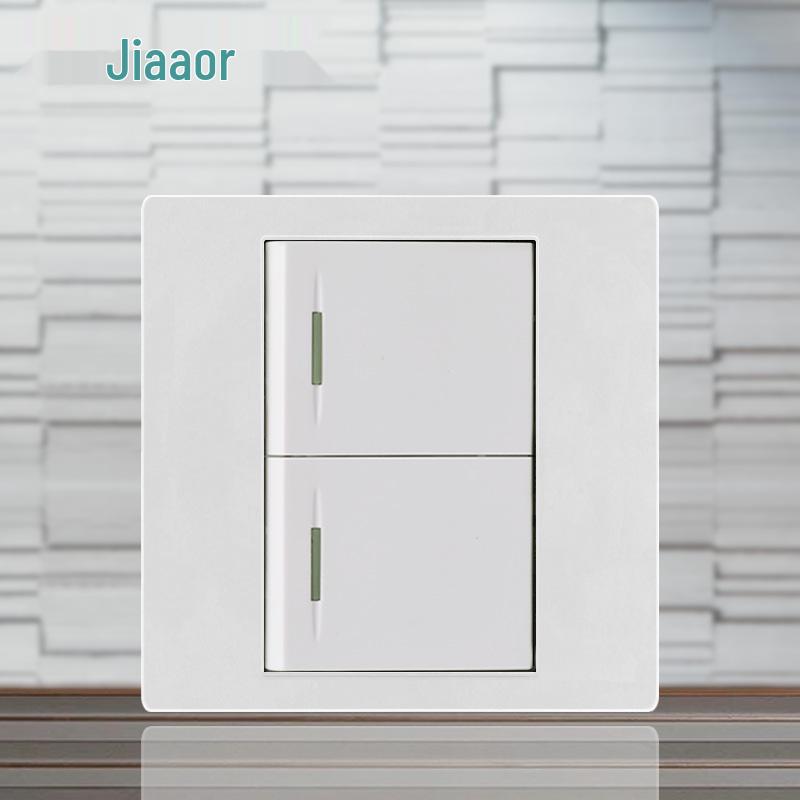 86 Typ Amerikanischer Standard Schalter- und Steckdosenpanel mit Doppel-USB & Typ-C, 3-Loch-Stecker für Japan & Taiwan, Unterputzmontage