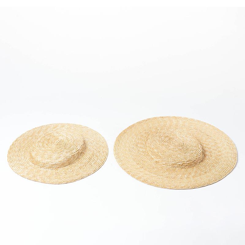 Spring and summer new light flat top detailed straw straw straw top hat fashionable and elegant concave shape decorative mini straw straw hat