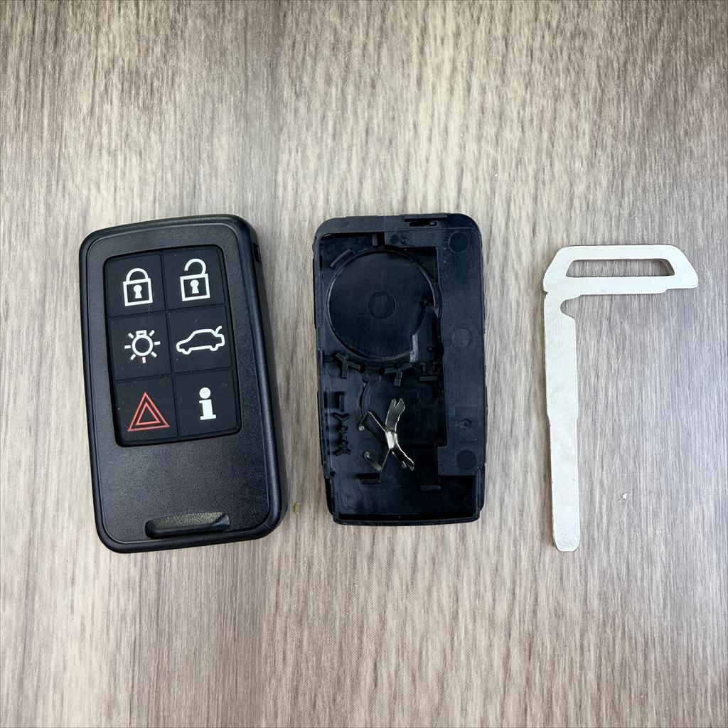 For Volvo 5/6 Buttons S60 V60 S70 V70 XC60 XC70 XC70 V50 Car Key Fob Case Shell Housing or Silicone Key Button Pad