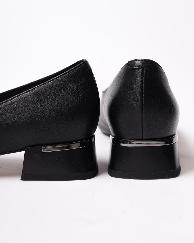 Туфли на низком каблуке Suny Liana 6980 36 черные кожа