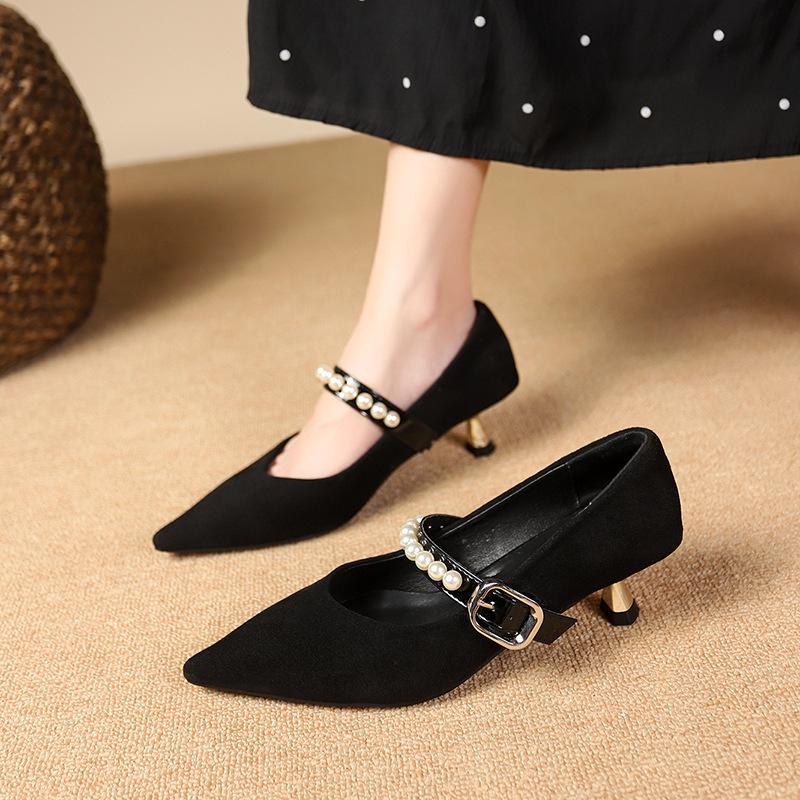 Autumn new fashion pointed pearl one-word buckle thin low heel fashion casual women's shallow mouth temperament single shoes