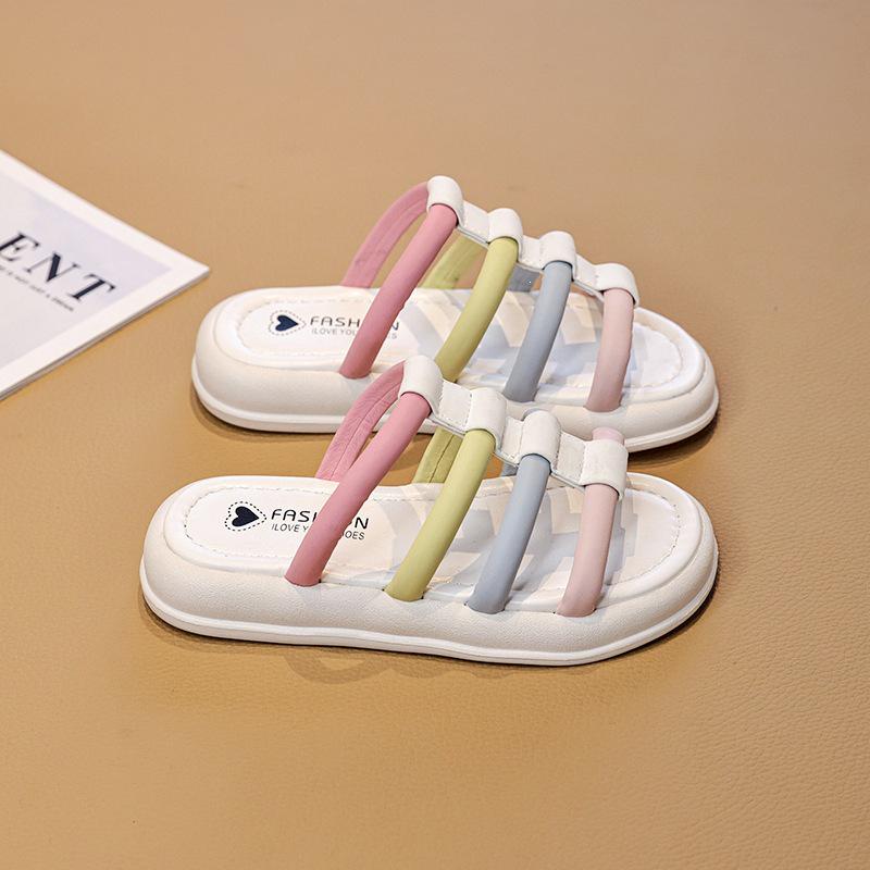 2026 Kindermode-Badeschuhe: Rutschfeste weiche Sohle Hausschuhe für Zuhause & Draußen, Koreanischer Stil Strandschuhe