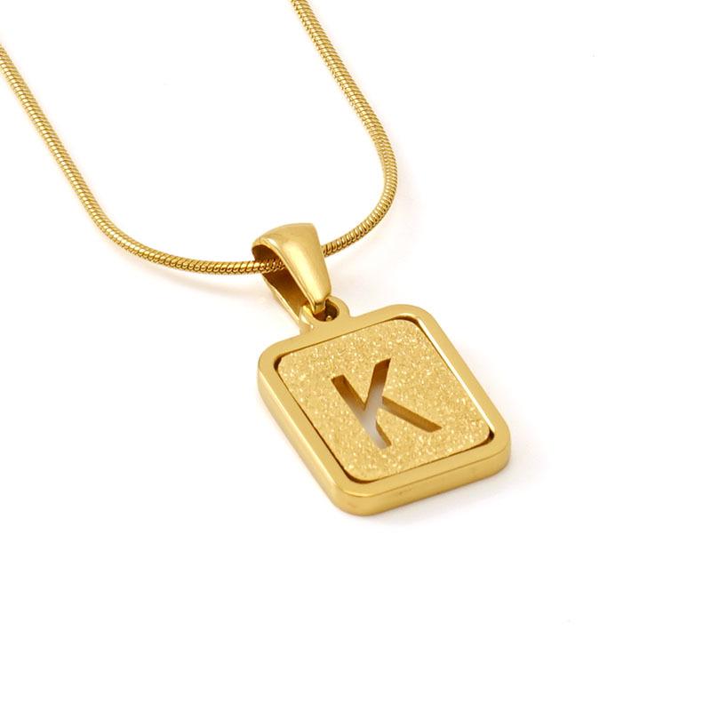 Colier cu pandantiv cu 26 de litere placat cu oțel inoxidabil cu design lanț șarpe rotund