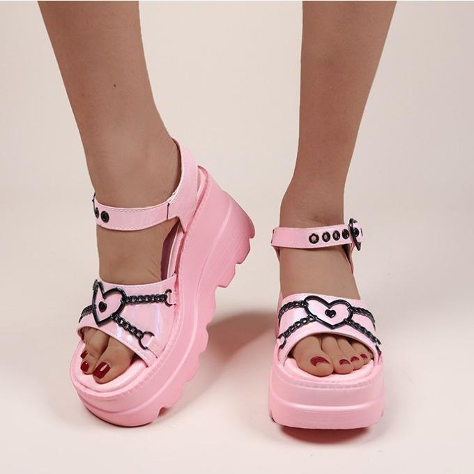 Sommer Übergröße Lolita Damenschuhe Metallkette Liebe Harajuku ins Muffin Plateau Keilabsatz Sandalen