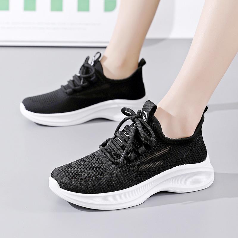 Women's shoes new 2026 summer net shoes women's breathable mesh casual sports shoes versatile flat bottom