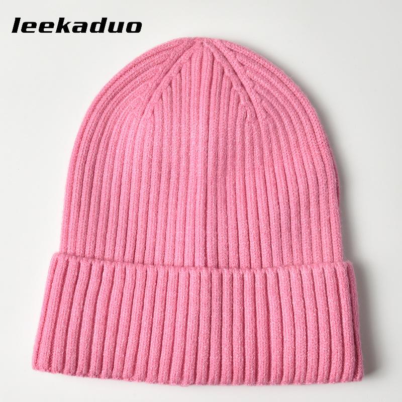 Simple solid color hat Men's winter light board cover Knitted hat Wool hat Autumn and winter warm ear protector Cold hat