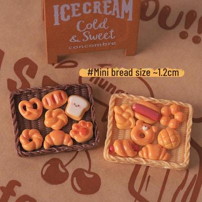 Mini Lebensmittel Spielset: Simuliertes Brot, Croissant, Toast, Katzenpfoten-Tasche, DIY-Cremekleber, Haarnadel, Nagel und Harzzubehör