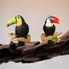 2 Pieces Parrot Tree Hugger Ornament Garden Statue Resin Yard Art Decor
