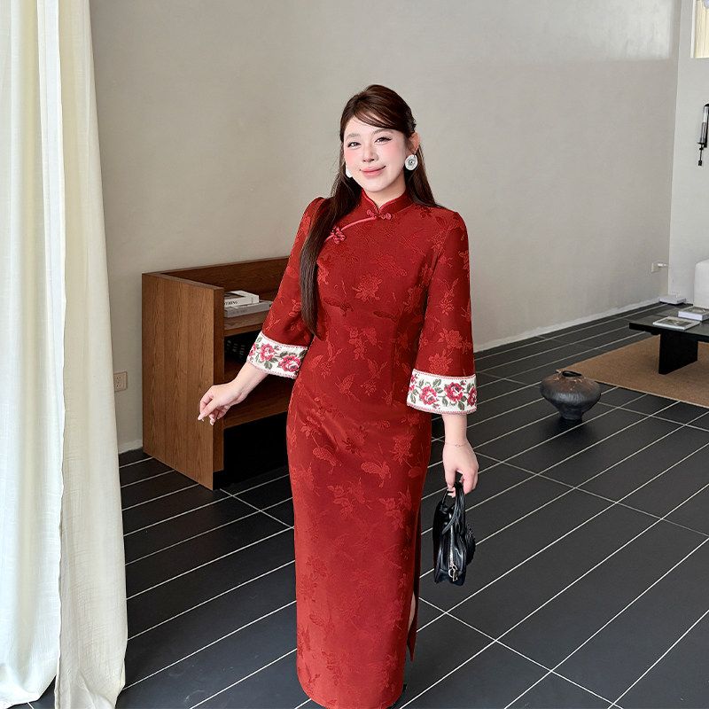 

Five-Flower Pattern Embroidered Red Engagement Qipao in New Chinese Style, Plus-Size Retro National Style Dress with Large Sleeves Red Wall Butterfly XL
