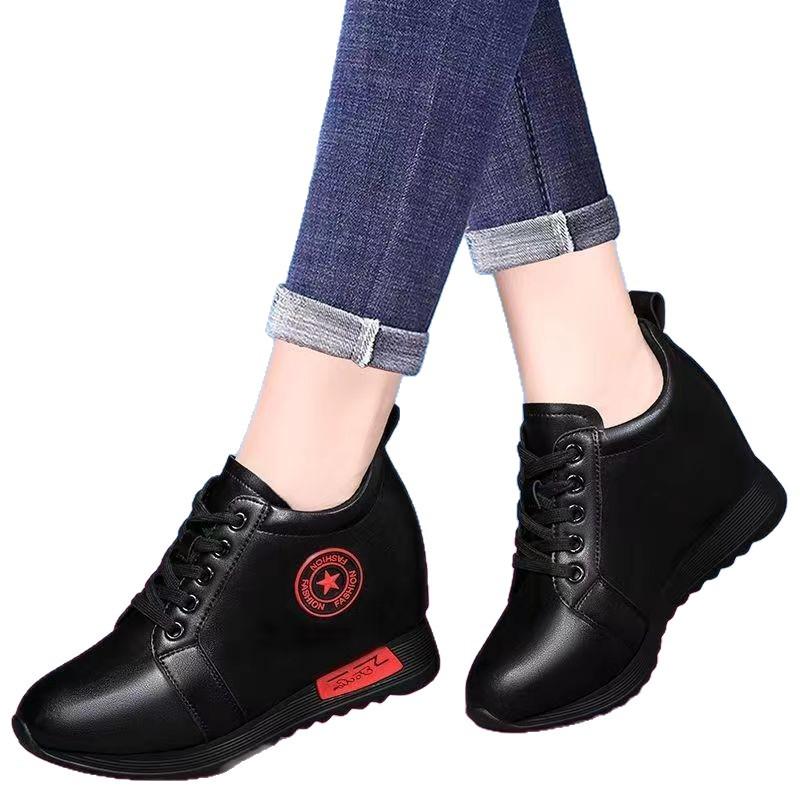 Women's 2025 Leather Hidden-Height Casual Non-Slip Soft Sole Shoes