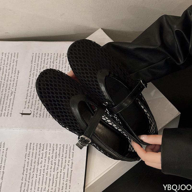 Flat bottomed hollow summer sandals single shoe round toe straight buckle casual comfortable hollow simple women's flat shoes