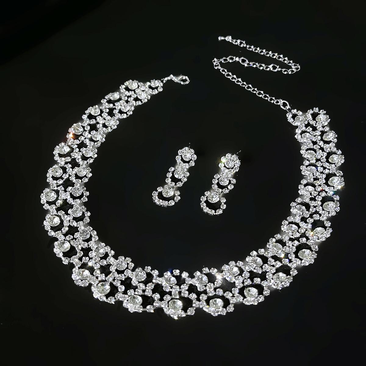 

Свадебное свадебное платье из двух частей с цепочкой из сплава, новое корейское колье, комплект сережек, серьги-гвоздики, аксессуары для вечеринок серебряный