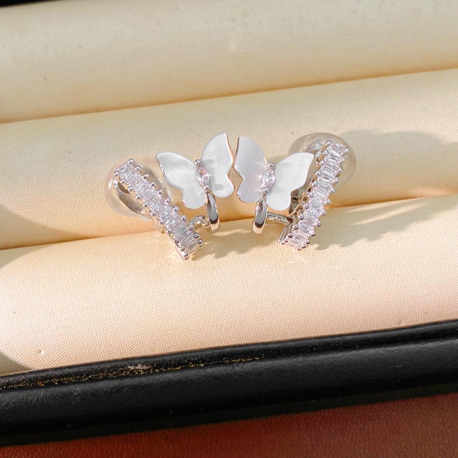 Real Gold Plated Butterfly Ear Cuff with Zircon and Shell - Elegant, Versatile Jewelry for a Luxurious Feel