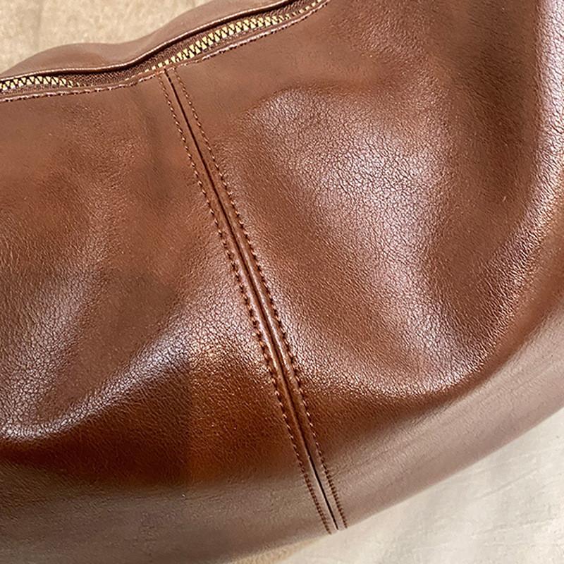 IELGY Soft Leather Retro Large-Capacity Bag Autumn Winter All-Match Commuter Cross-Body Dumpling Bag