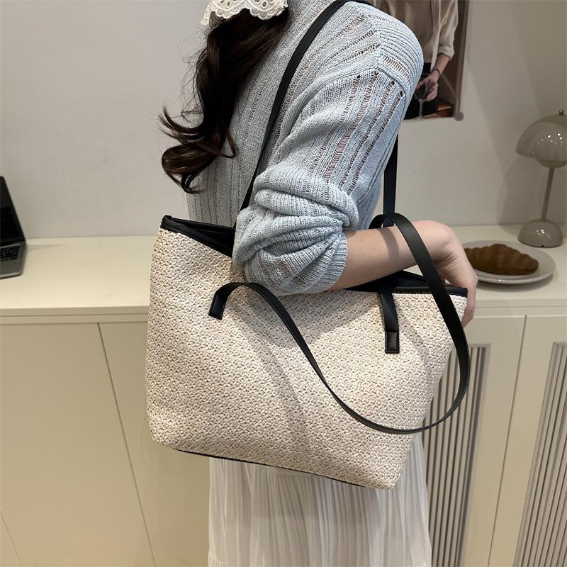 Source manufacturer straw woven bag, new beach woven straw bag, shoulder women's bag, Japanese and Korean simple leisure vacation bag