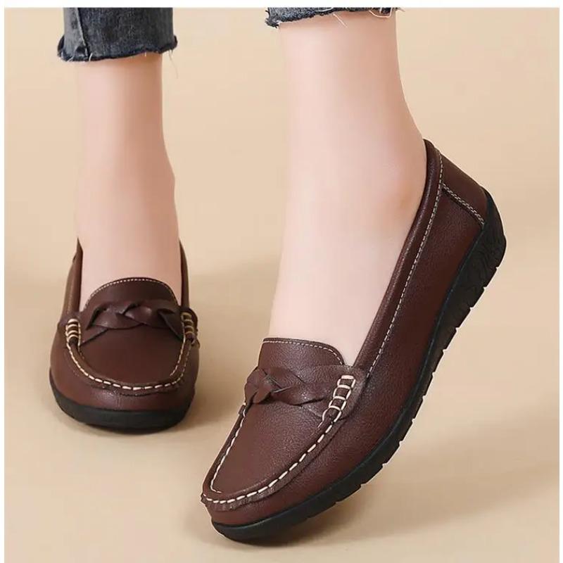 Women Flats Wedge Leather Fashion Comfortable Shoes Women Slip On Nurse Shoes Moccasins Outdoor Plus Size Tenis Feminino