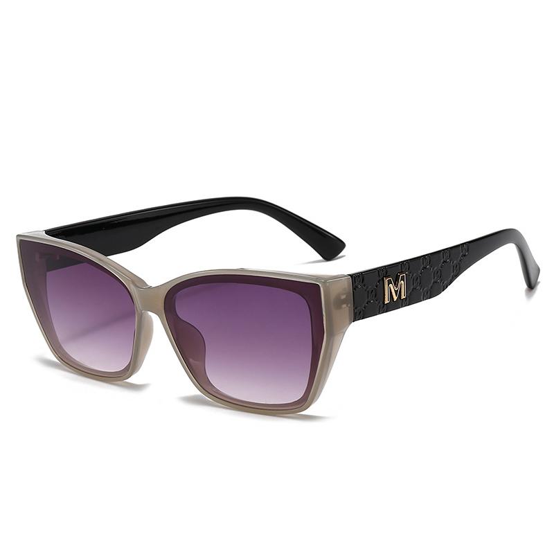 

New Luxury Fashion Brand Designer Sunglasses Women Vintage Letter Cat Eye Shades Glasses Outdoor Summer Travel Sunglasses