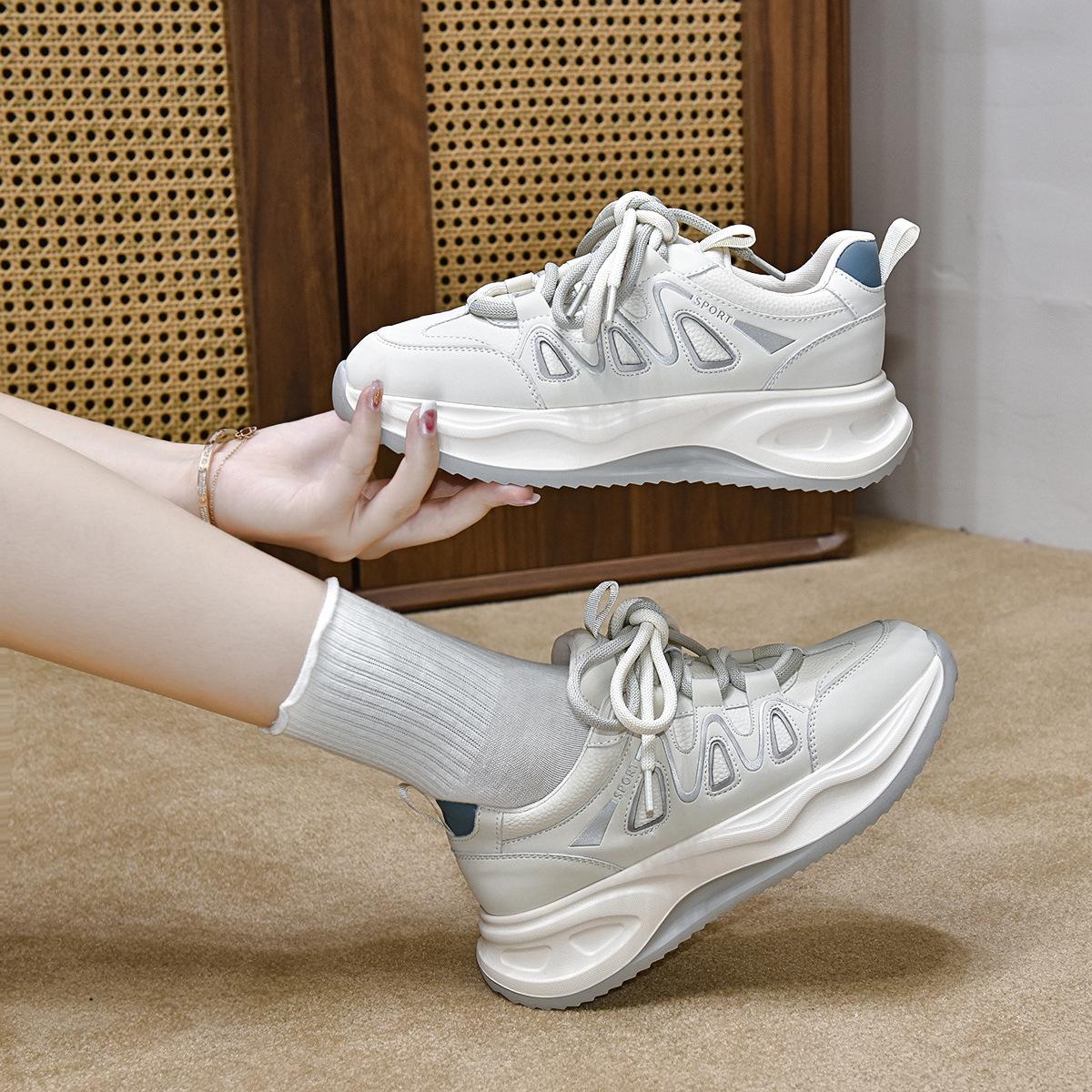 

Travel shoes women s 2024 Korean version lace-up little white shoes platform dad shoes color matching sports style casual shoes for entities 35
