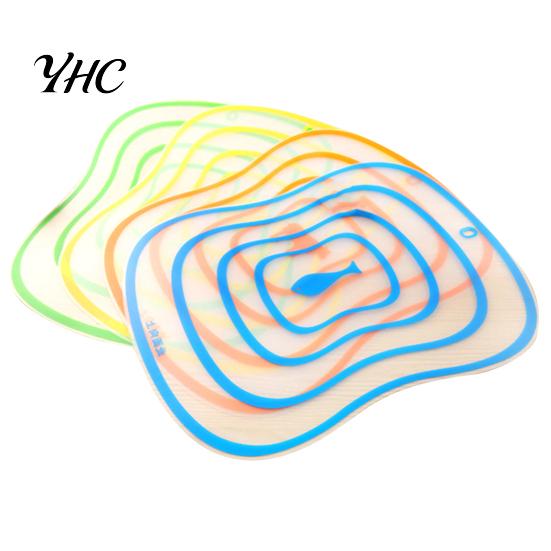 Plastic Chopping Block 4Pcs Chopping Blocks Frosted Non-slip Transparent Cutting Boards Breadboard for Kitchen